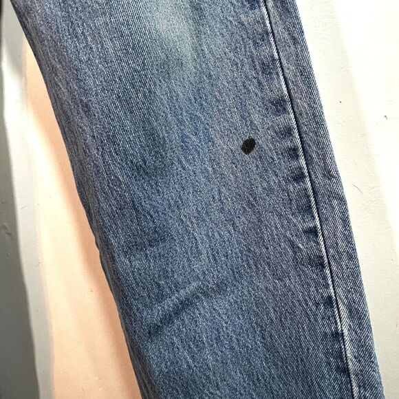 Levis 501 Jeans Mens 32x31 Straight Medium Wash Cotton Distressed Frayed - Picture 7 of 14